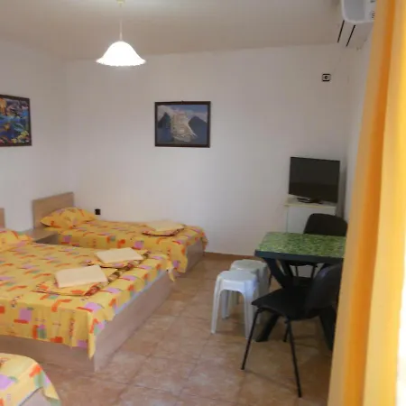 בית הארחה под наем 